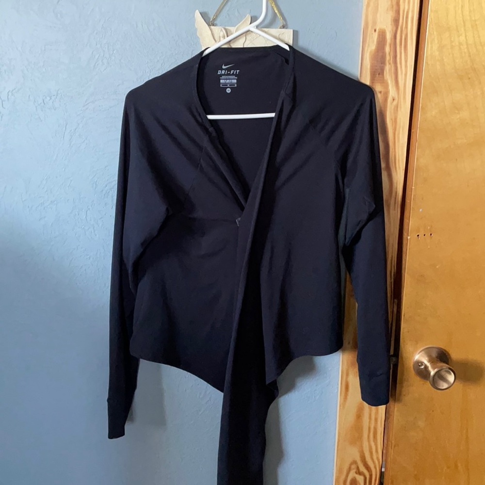 Tie up long sleeve shirt